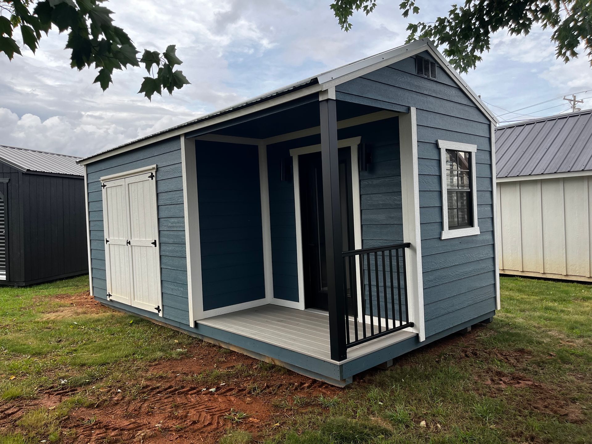 10x20 Lofted with 4x8 Side Porch