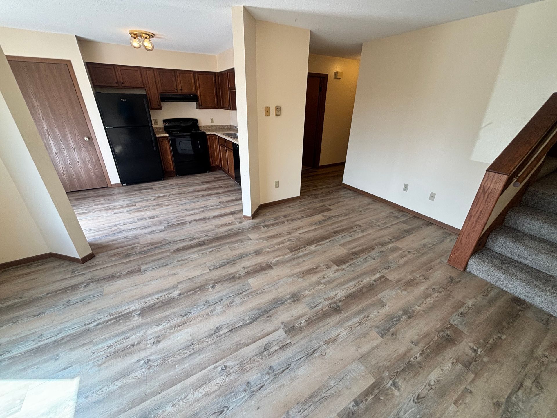 515 East Cascade