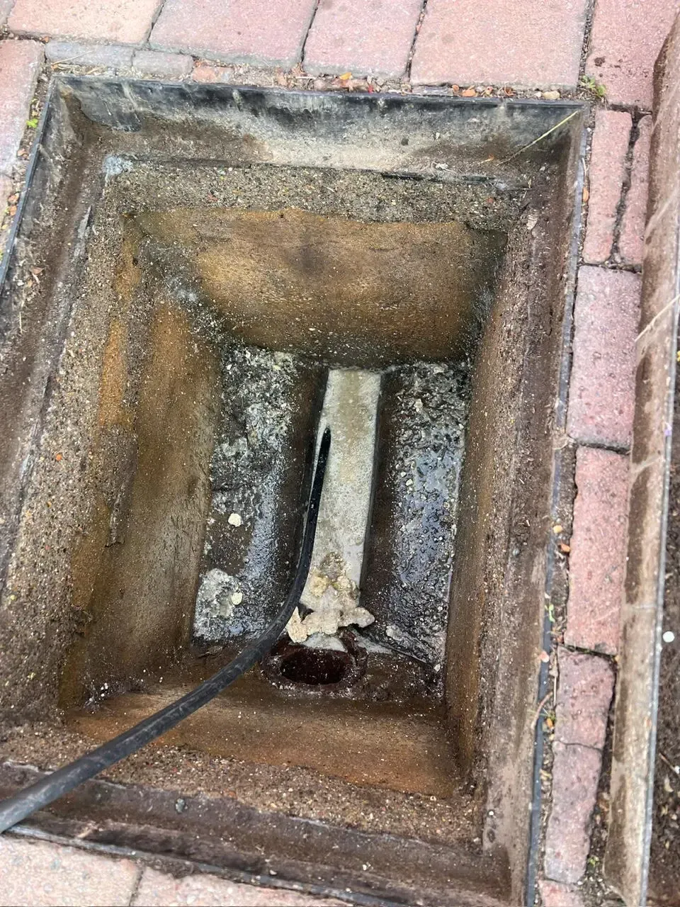 drains and pipework maintenance Farnborough photo 2
