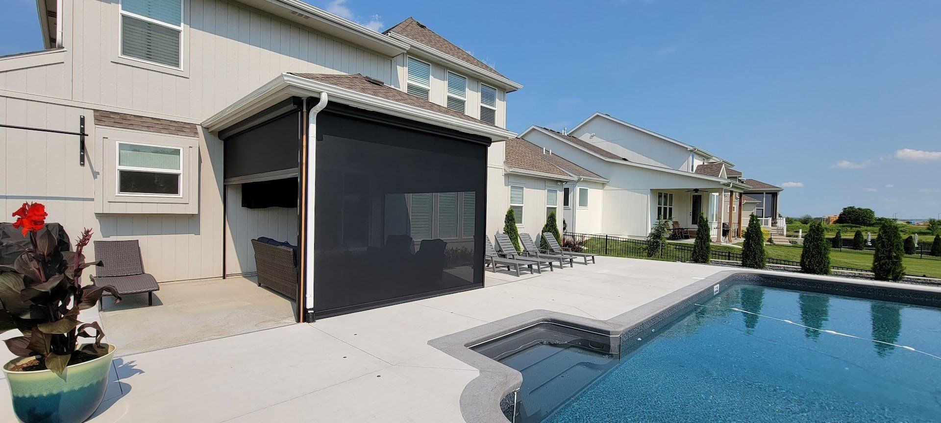 exterior-patio-shades-option