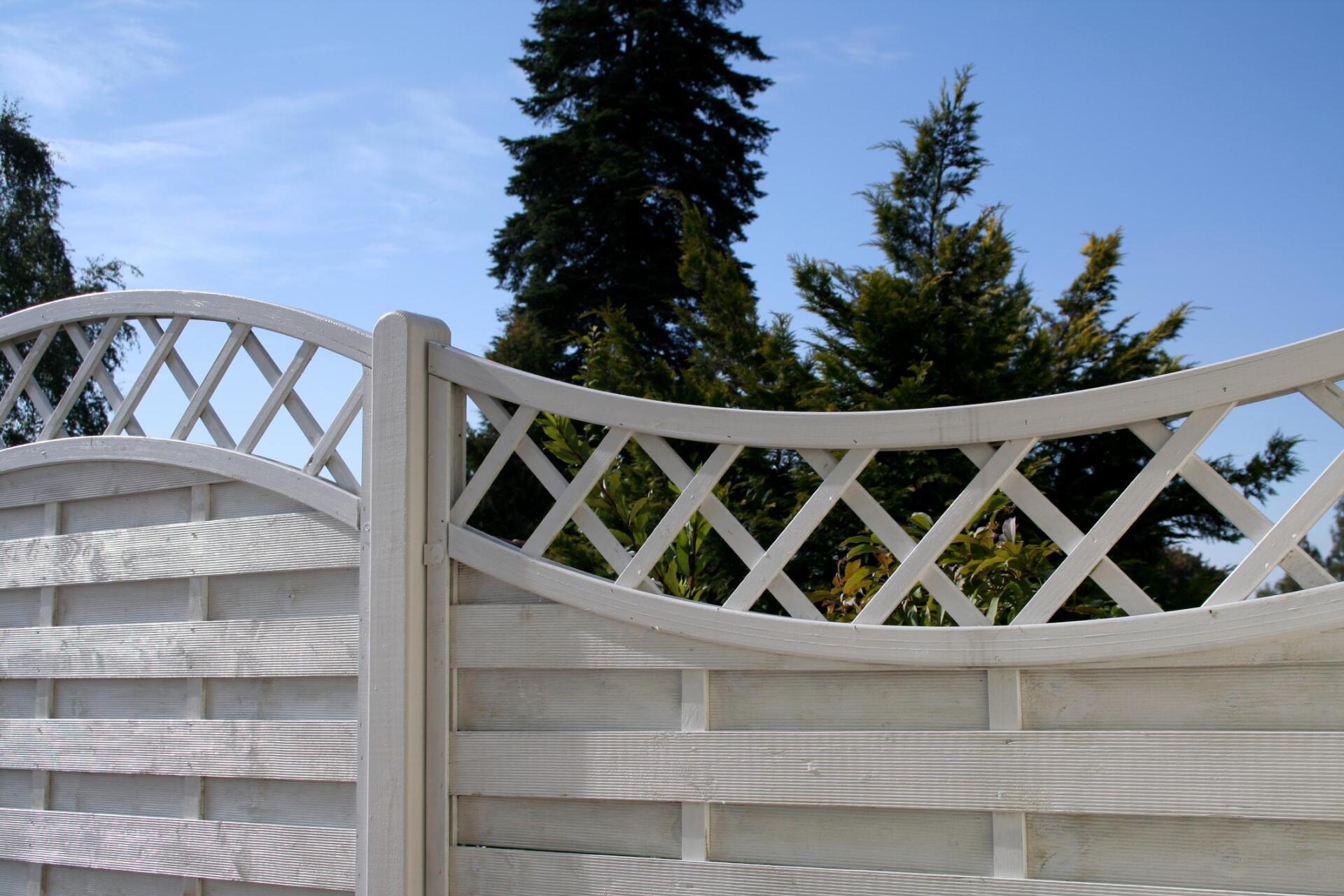 white full wood fence