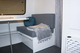 Speels print caravan zwart en wit