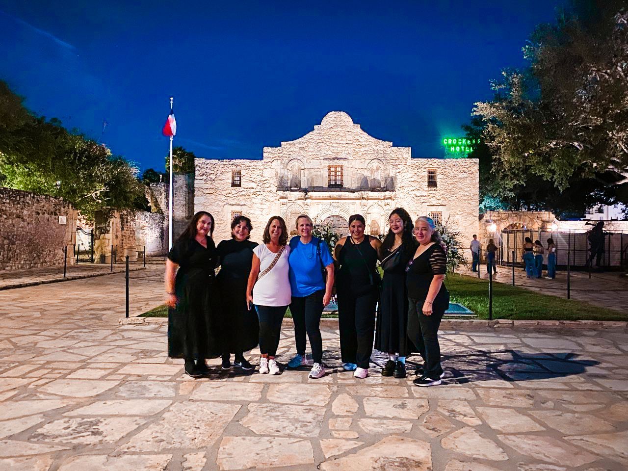 Private San Antonio Ghost Tour in front of the Alamo.
