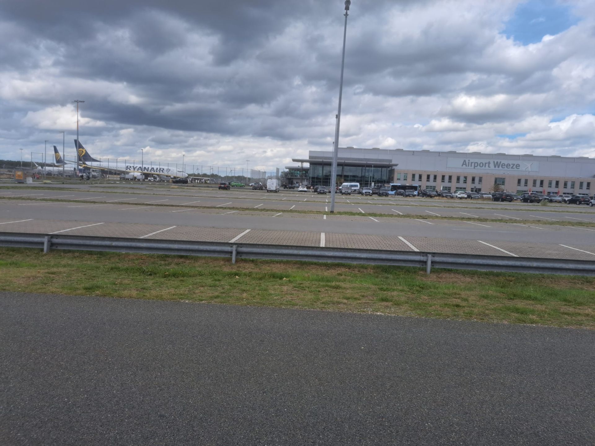 Airport Weeze - Fahrzeug falsch getankt.