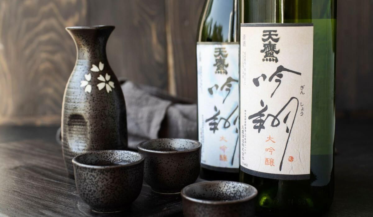 Sake bottle
