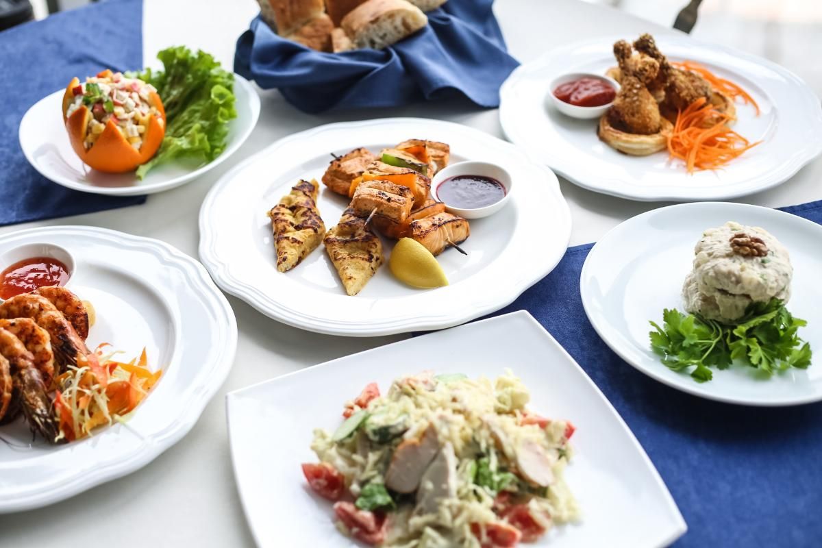 Best Catering Styles for 18 Year Olds