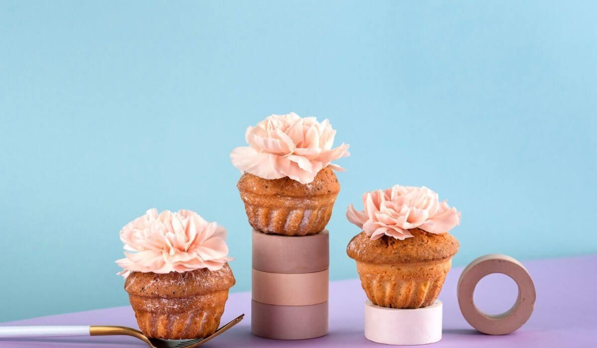 Floral cupcakes