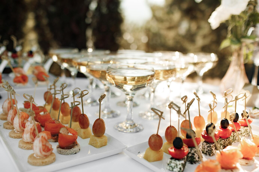 Planning and Executing a Luxury Catered Event