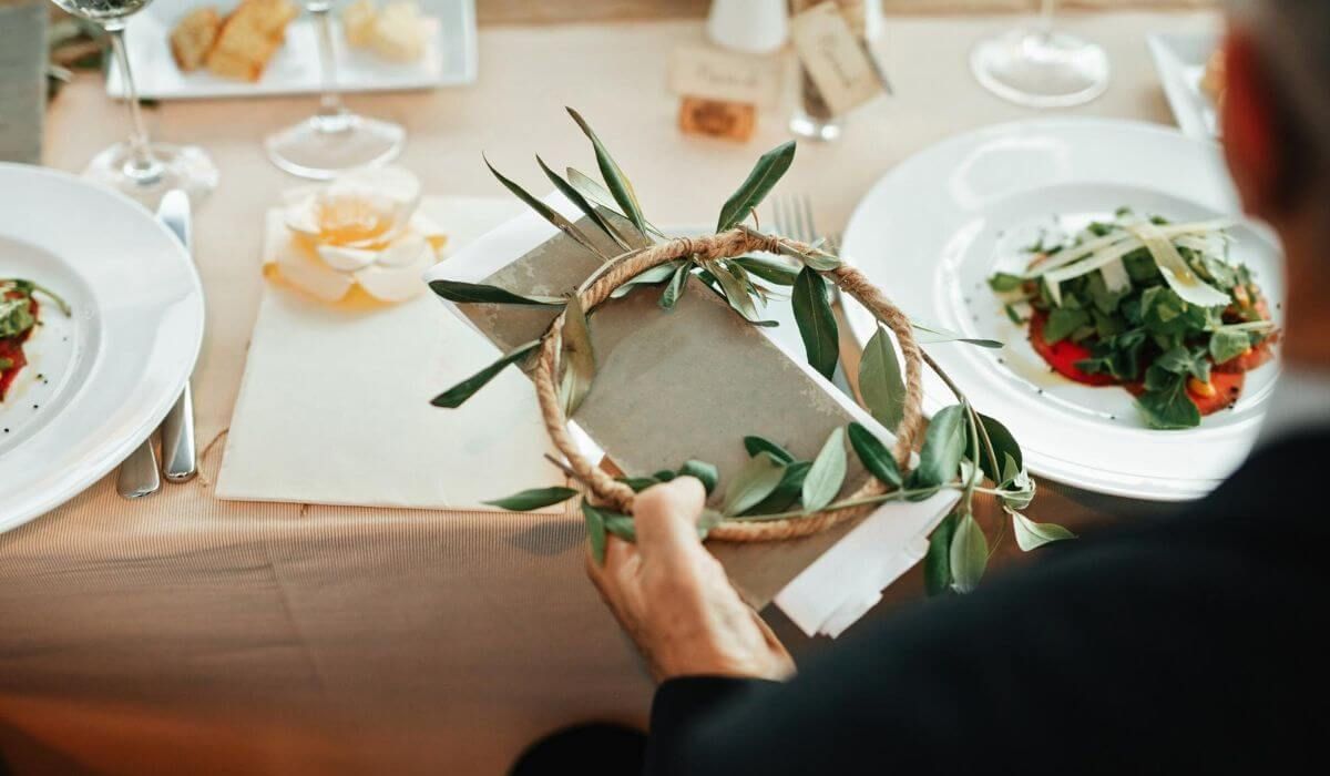 wedding meal decorations
