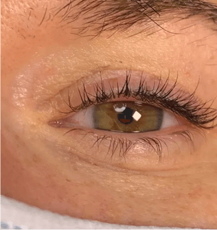 Lash & Brow Room