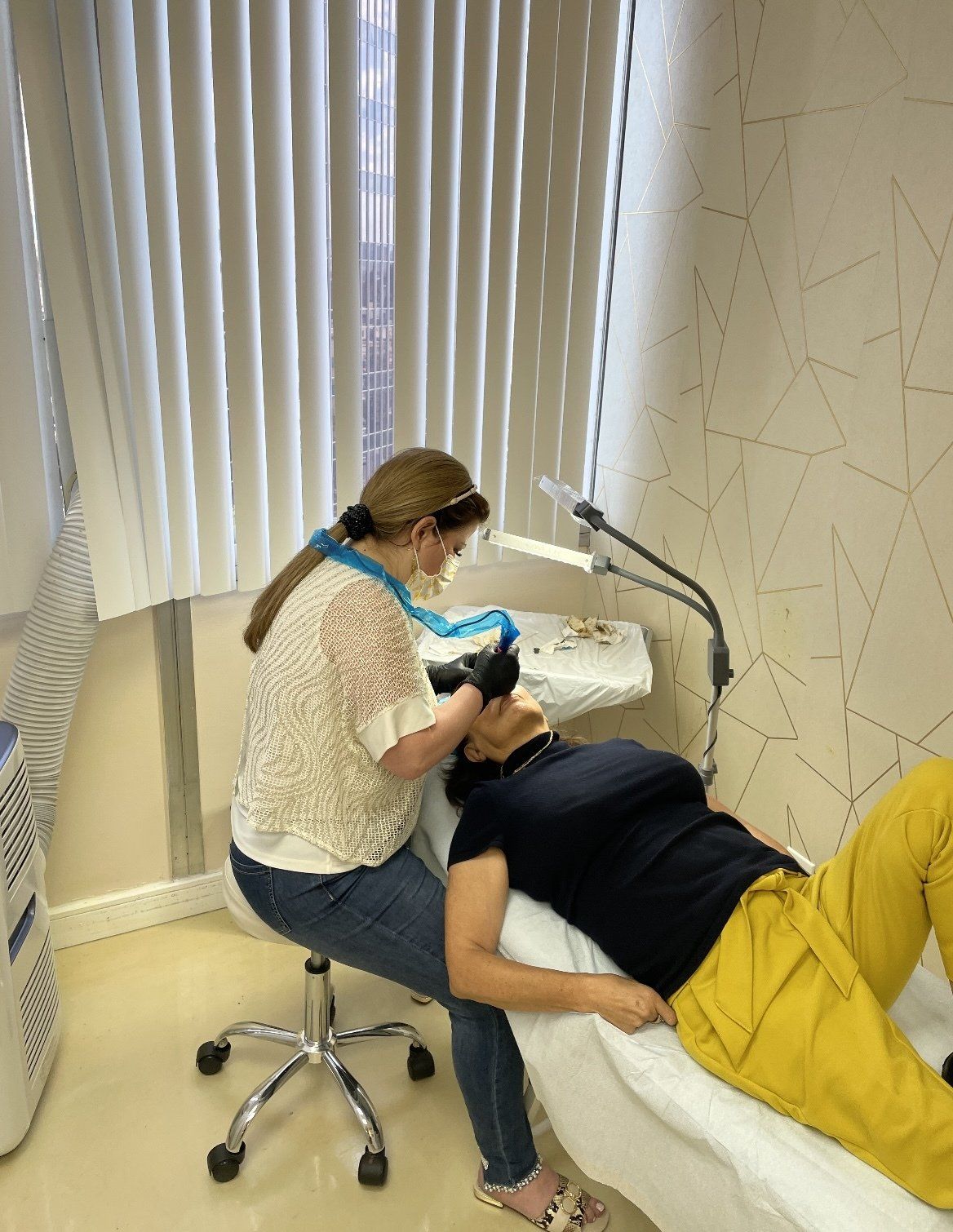eyebrow artist waterloo ontario