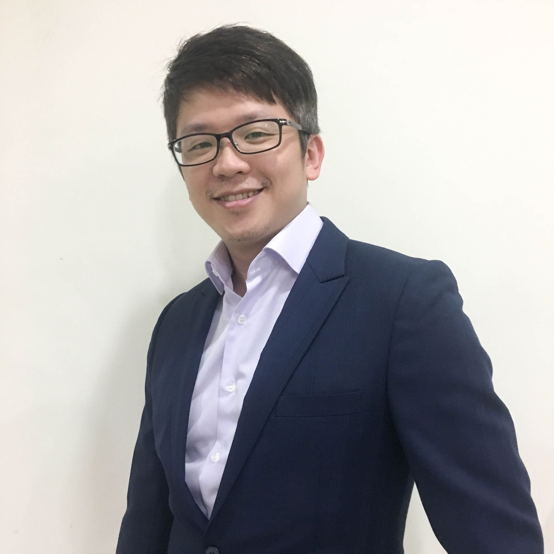 金牌躍騰教育集團
