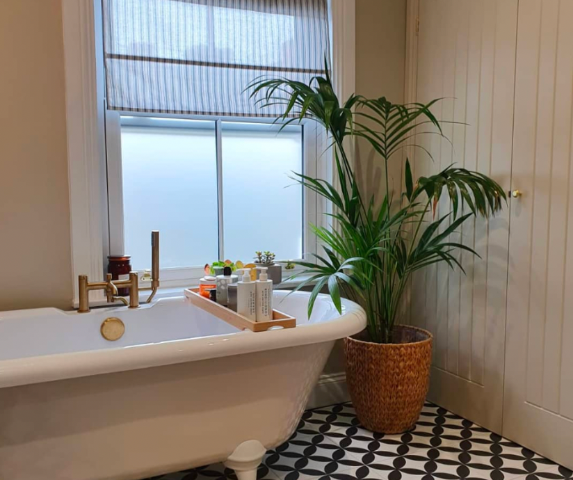 Botantical bathtub