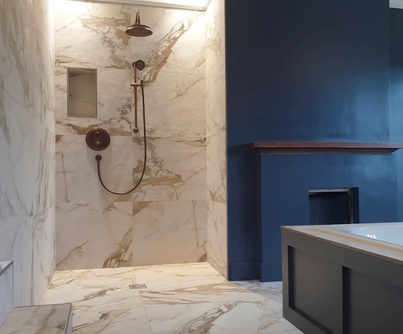 Blue marbled white bathroom
