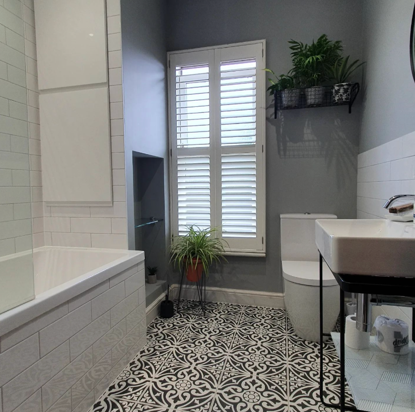 Modern grey bathroom