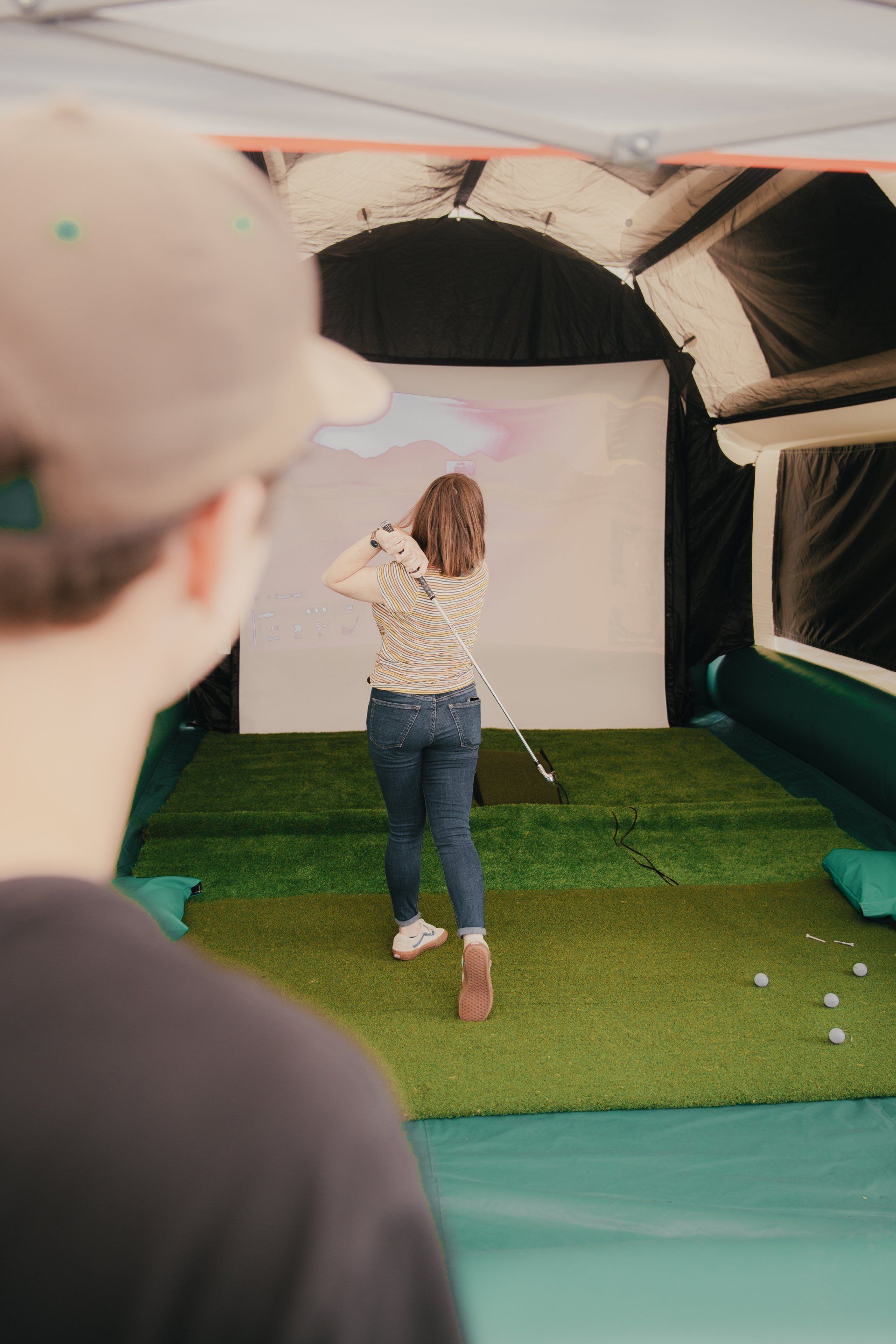 Golf simulator for Employee Appreciation Events in Dallas Ft. Worth