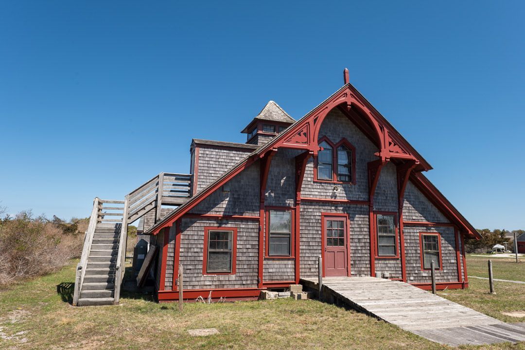 Inside the former lifesaving station, the new home of Congregation Shirat HaYam.