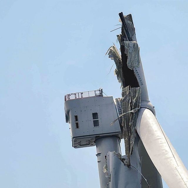 Vineyard Wind's Turbine Blade Collapse Riles Nantucket