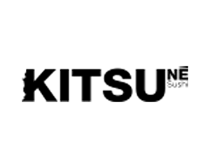 Un logotipo en blanco y negro para kitsune sushi sobre un fondo blanco.
