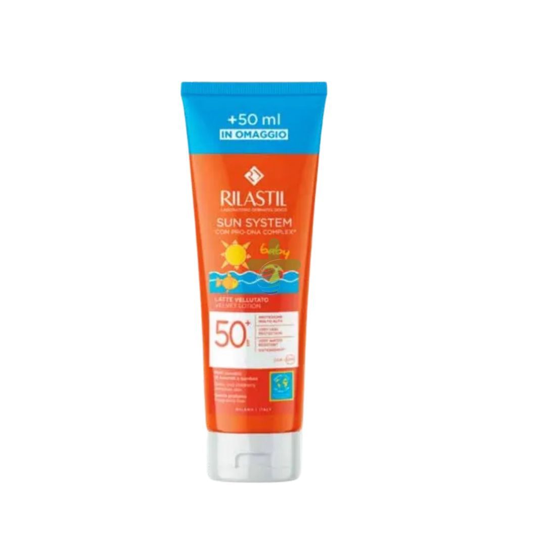 un tubo di crema solare rilastil per bambini con una protezione spf 50 .