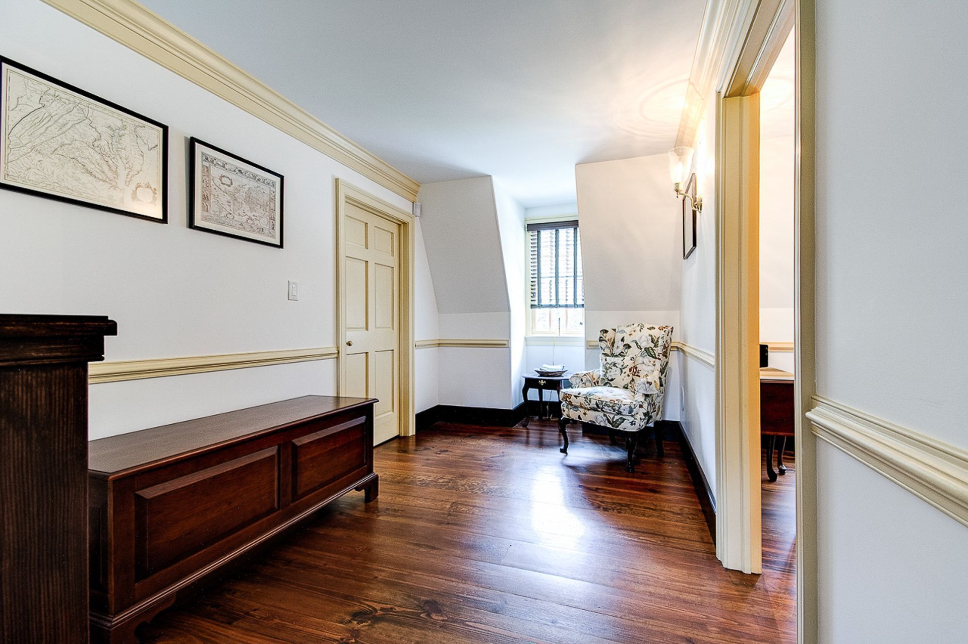 This is the sitting area on the upper floor of the BNB.