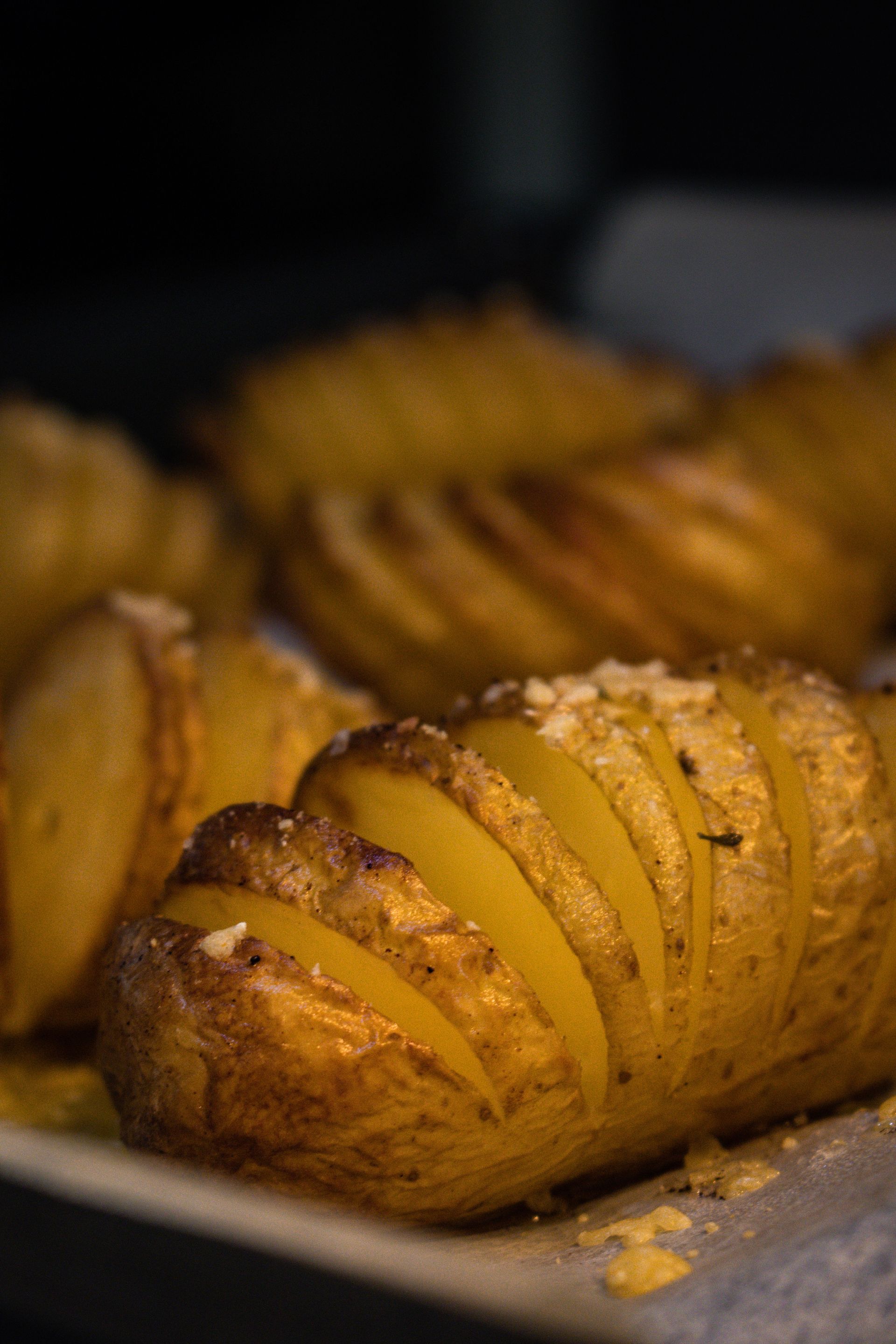 A photo of a sliced baked photo.