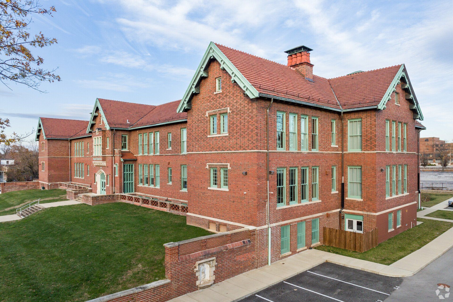 Exterior of Shepard School Lofts