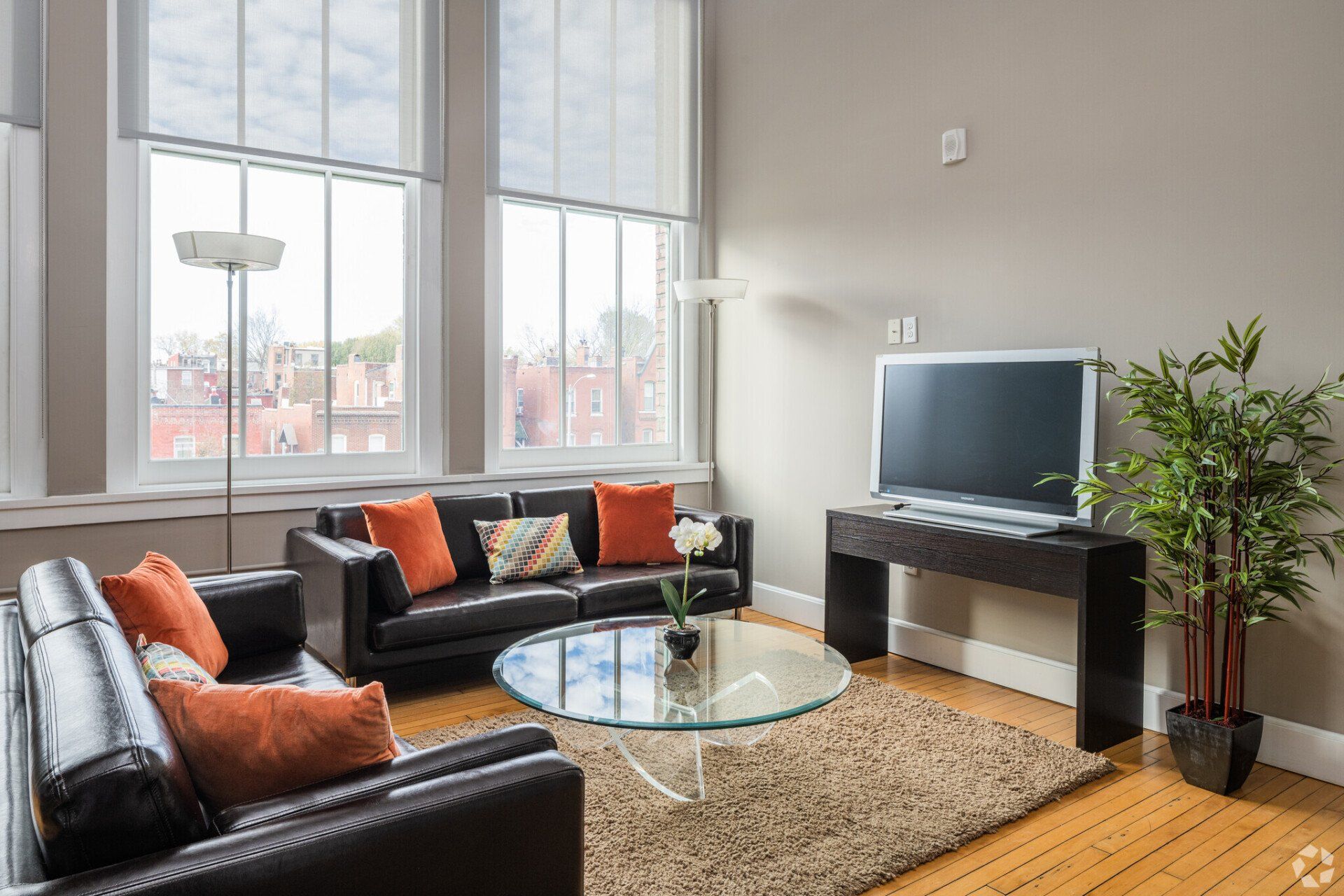 Unit living room