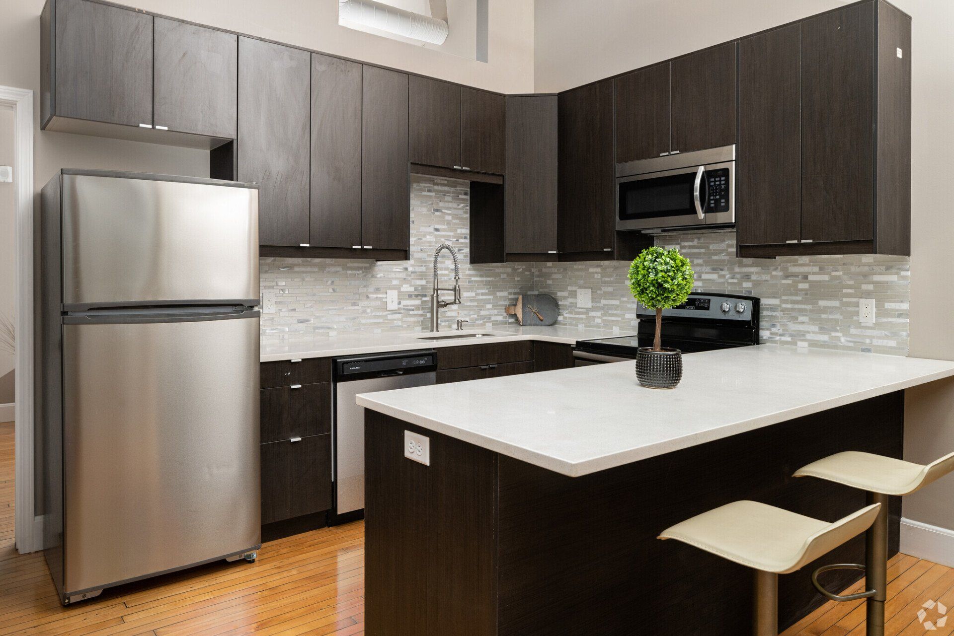 Unit kitchen with stainless steel appliances
