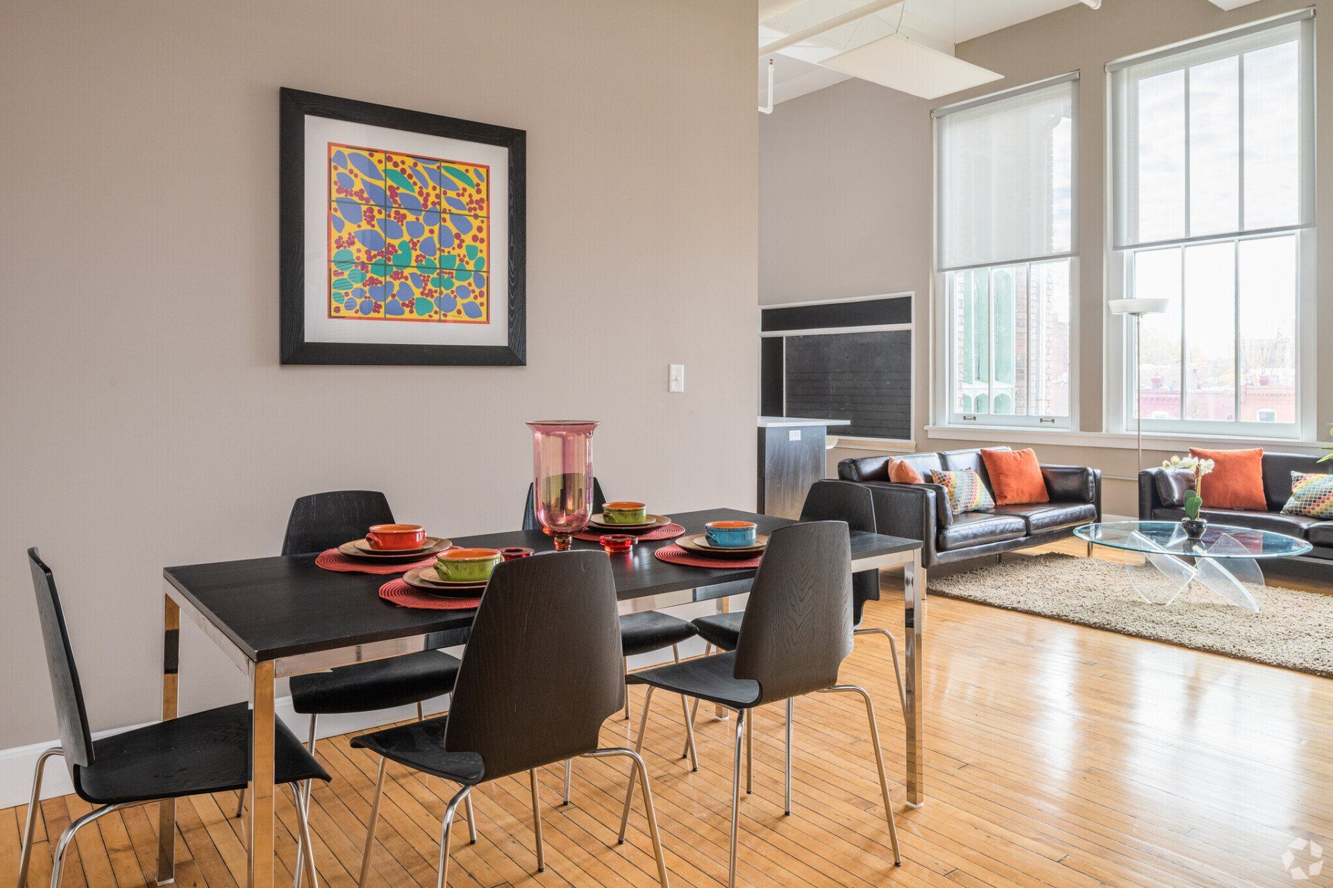 Unit dining area