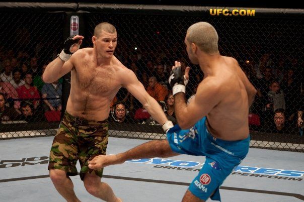 Elvis Sinosic fighting Michael Bisping in the UFC