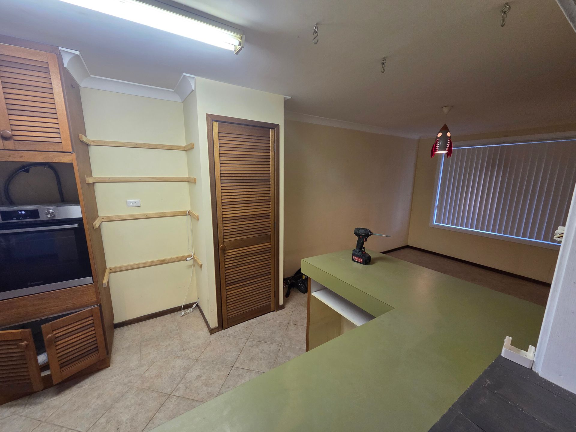 comparing before and after of noraville kitchen renovation