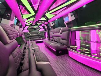 Best Limo Company Interior of 10 Passenger Stretch Limo in Dallas