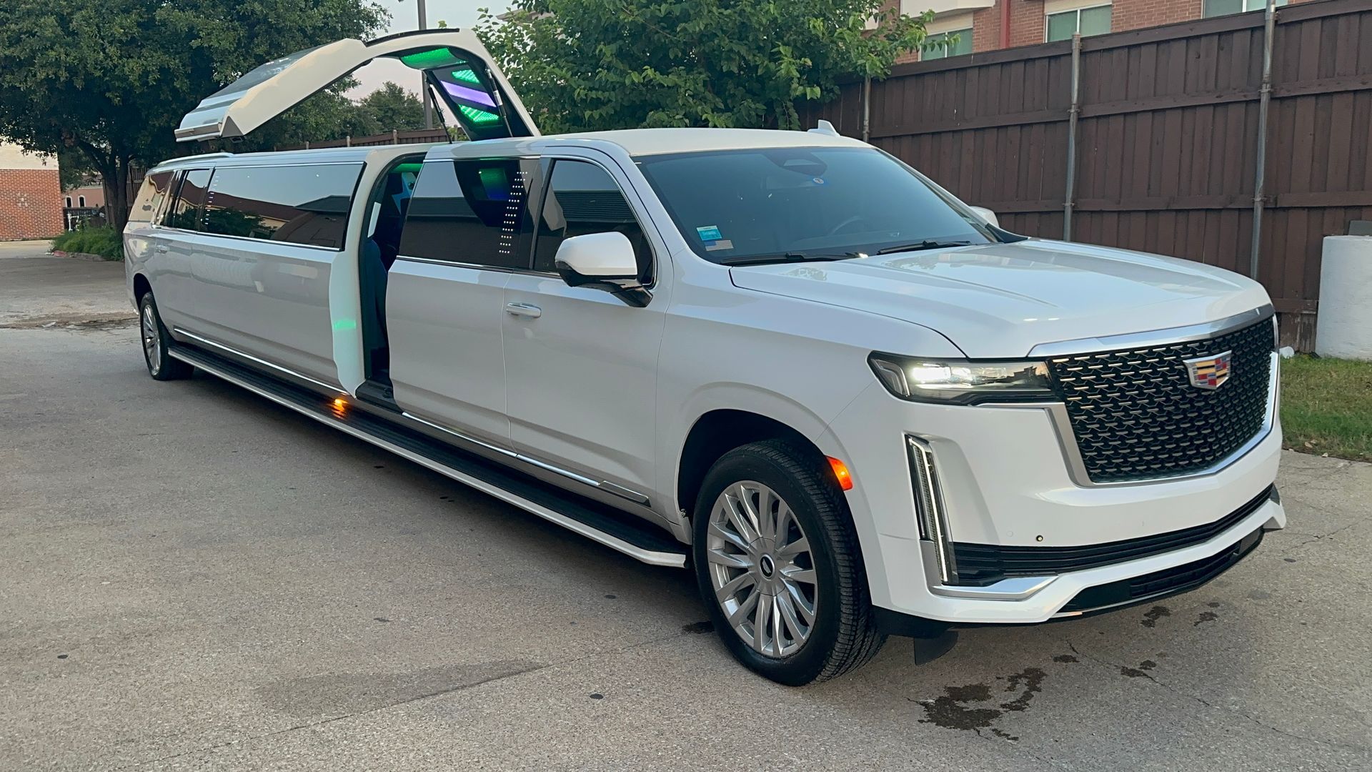 Cadillac Escalade Stretch Limo