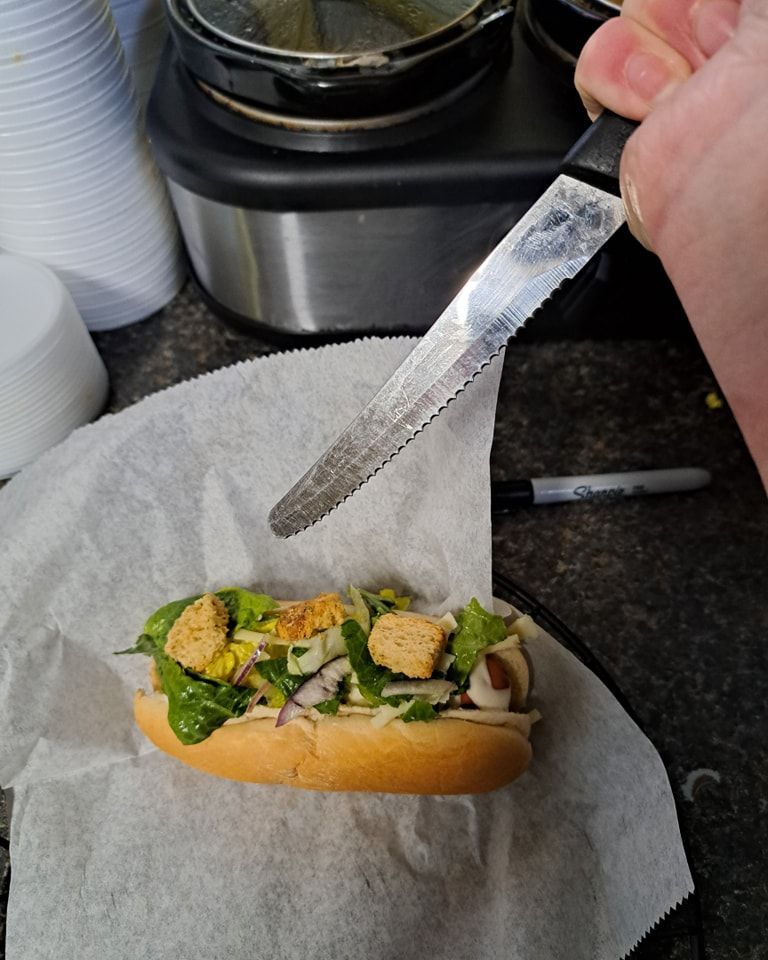Knife cutting