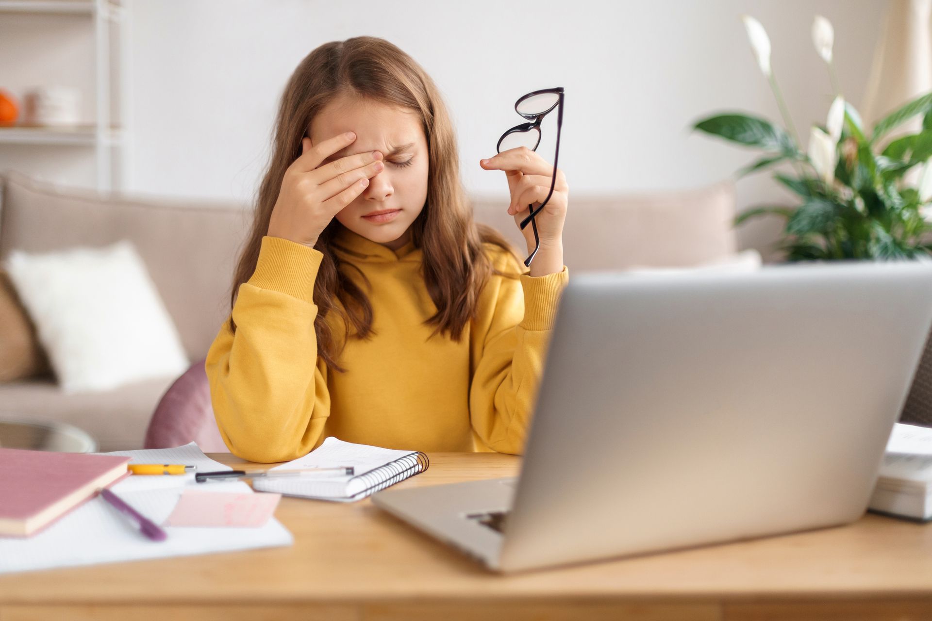 Kid With Eye Problem — West Plains, MO — Jones Eye Center Kid With Eye Problem — West Plains, MO — Jones Eye Center