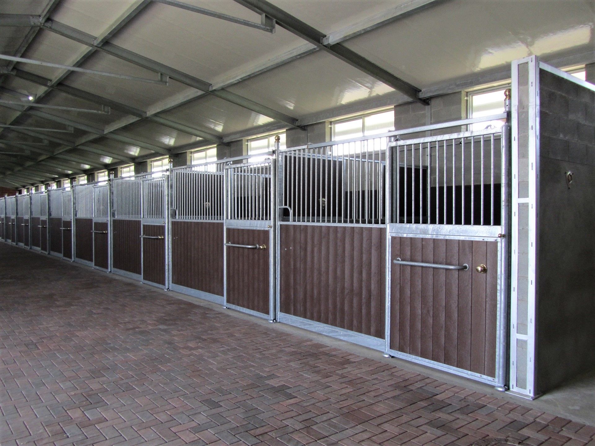 Frontali modello LUX con plastica marrone