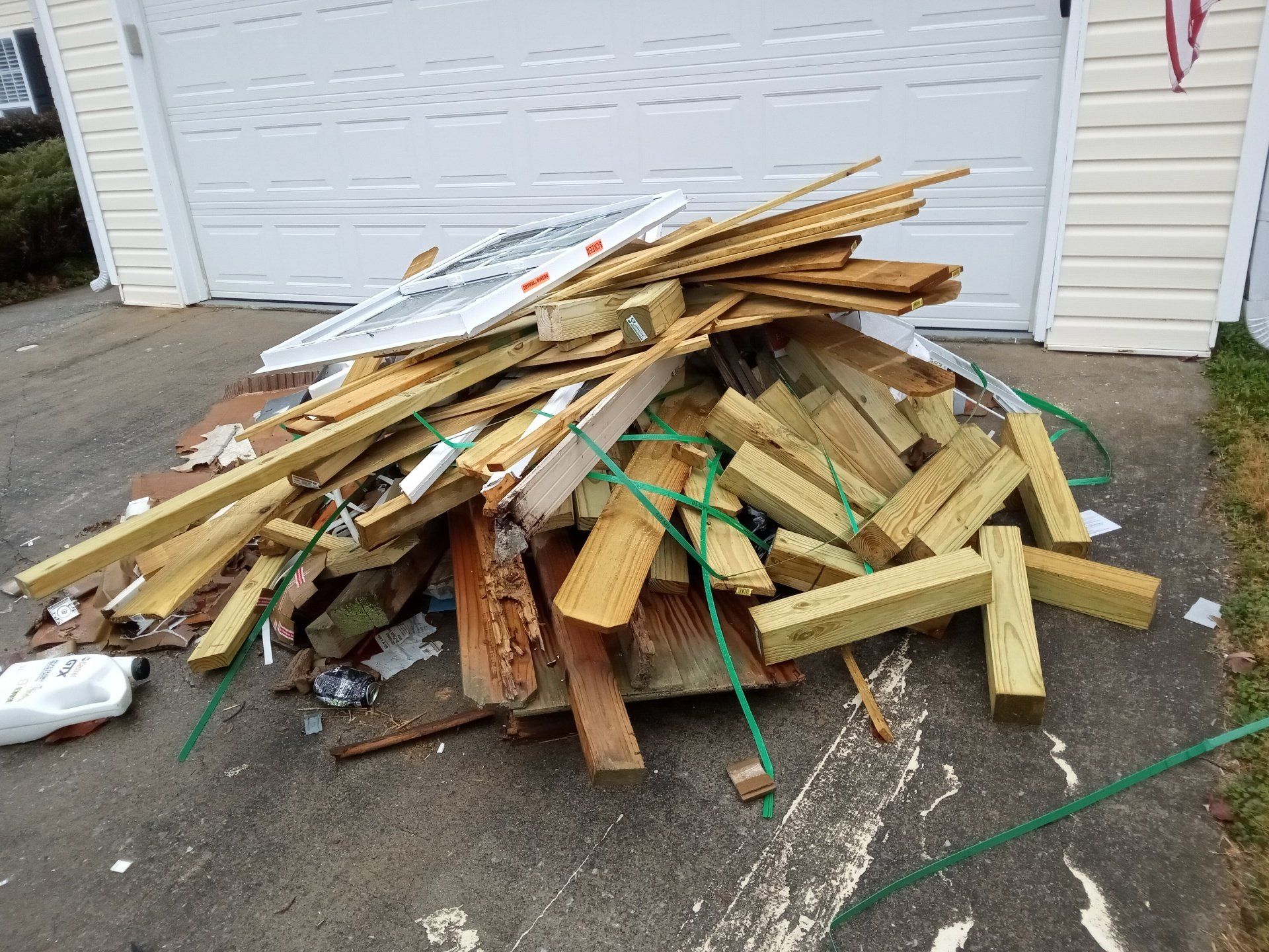 construction debris removal, demolition debris removal, best junk removal company near me, atlanta ga