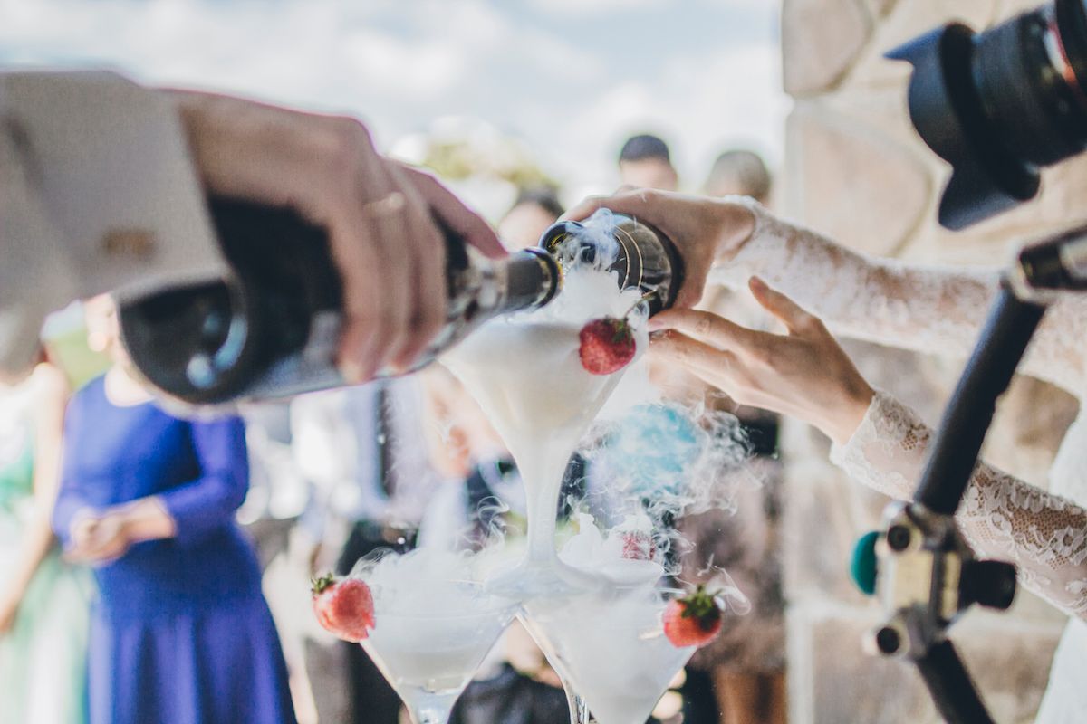 Celebrate Your Mid-Missouri Wedding in the Summer & Choose Argyle Catering for Delicious Food
