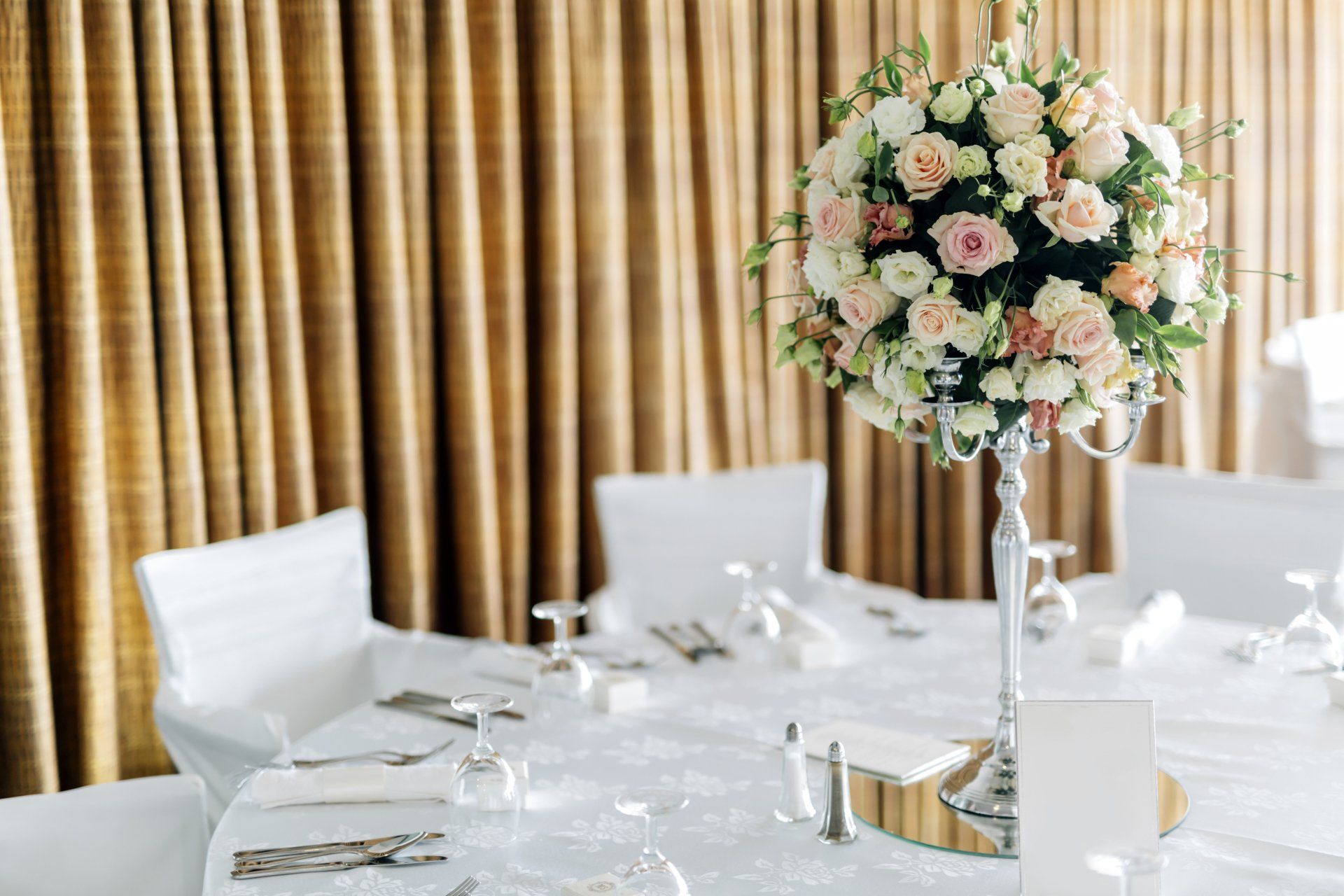 Wedding Catering | Mid-Missouri Argyle Catering offers wedding catering in Jefferson City, Lake of the Ozarks and Rolla, MO.
