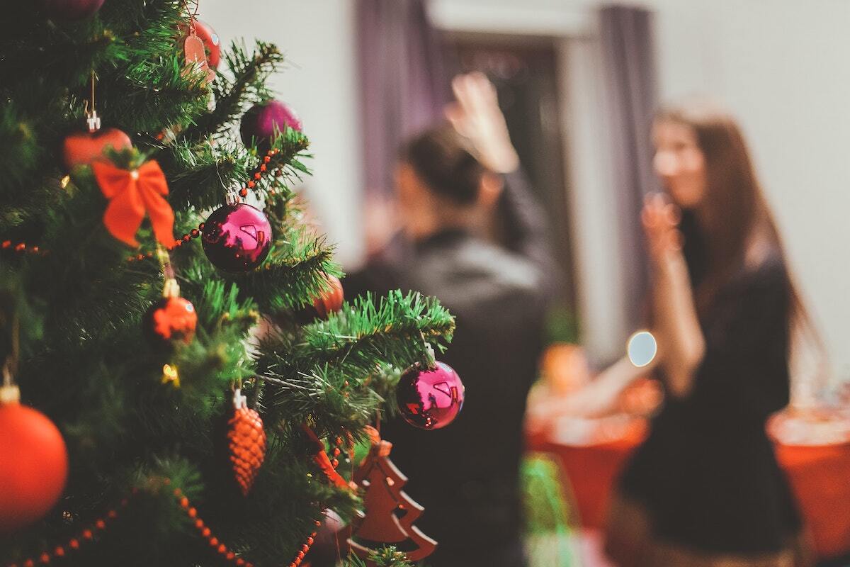 Celebrate the holidays in style with a great holiday party theme and catering from Argyle Catering.
