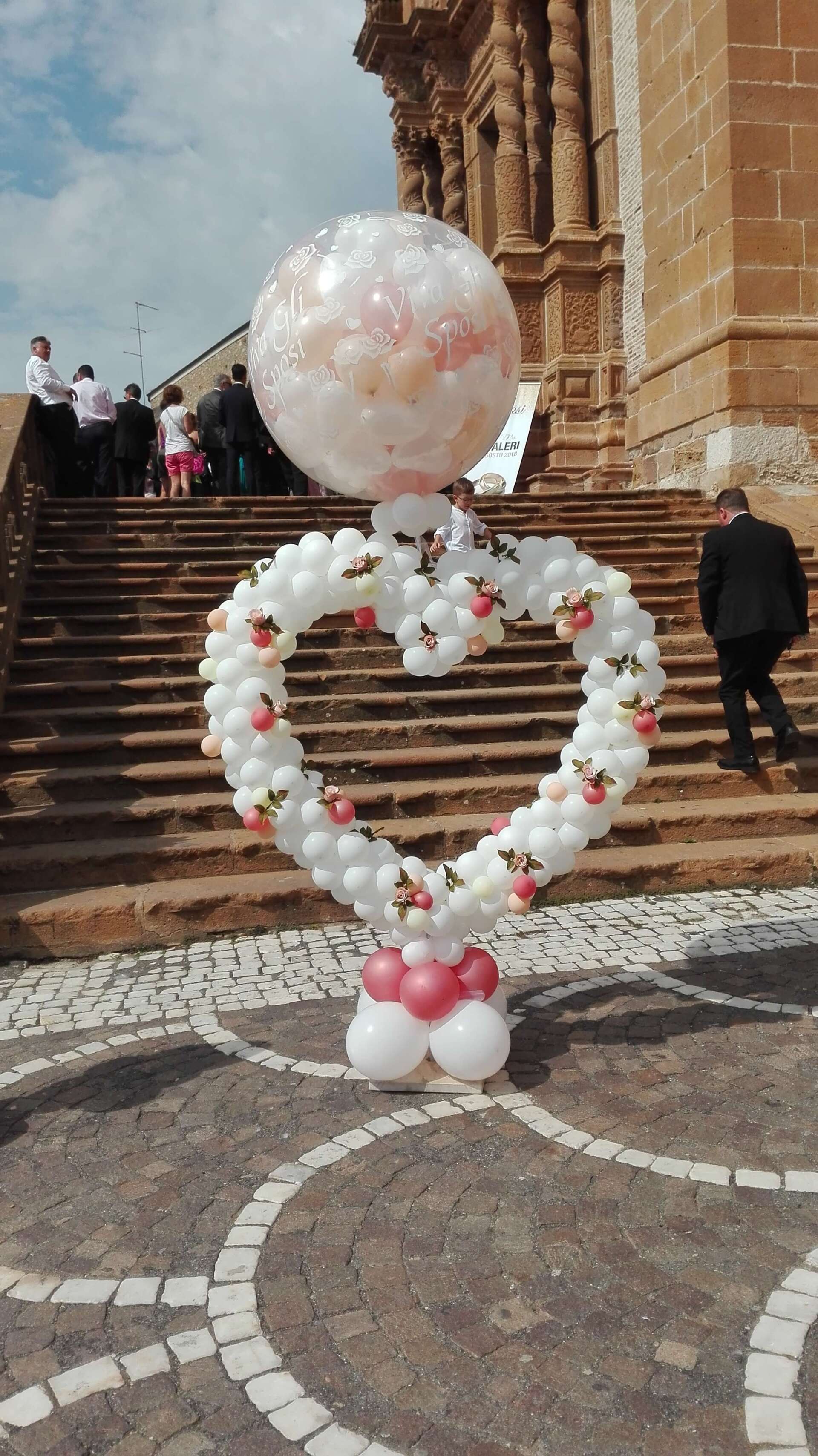 palloncini a forma di cuore per matrimoni