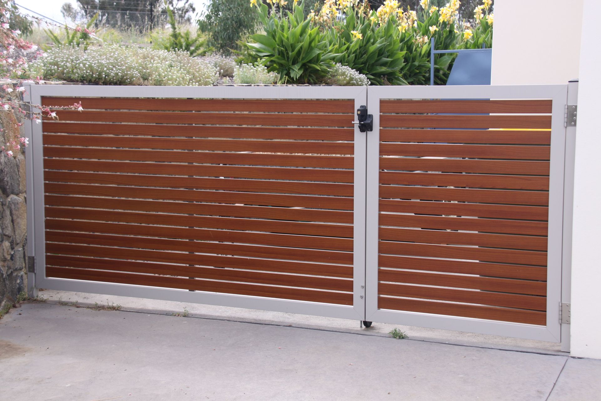 double driveway gate canberra