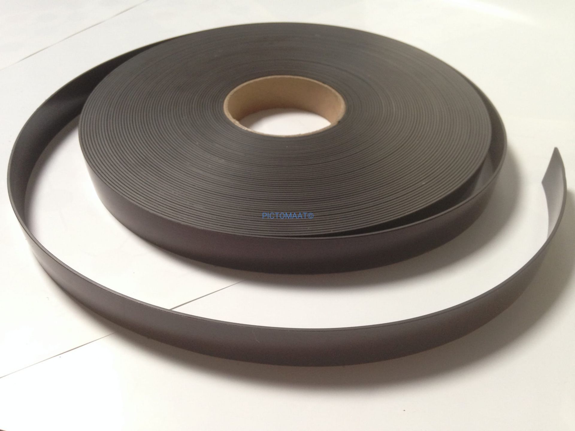 Zelfklevende Magneetstrip