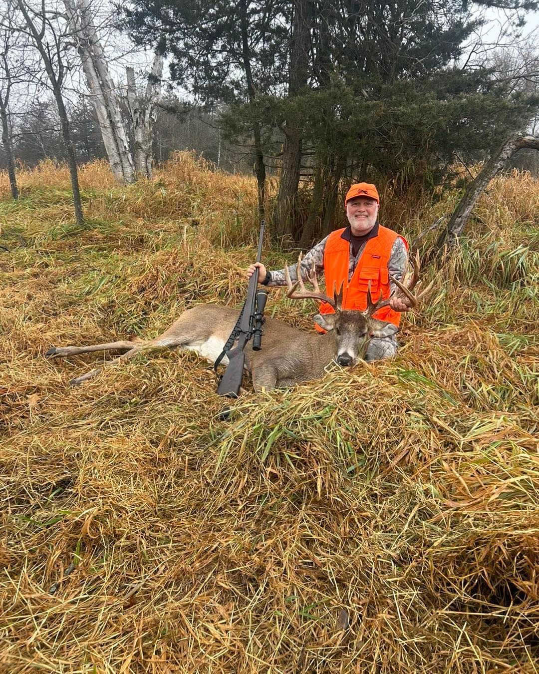 Big Bucks, Deer Hunting, Clover Mix, Brassica Mix, Tarsal Glands, Mock Scrapes, Food Plot Seed Mixes.