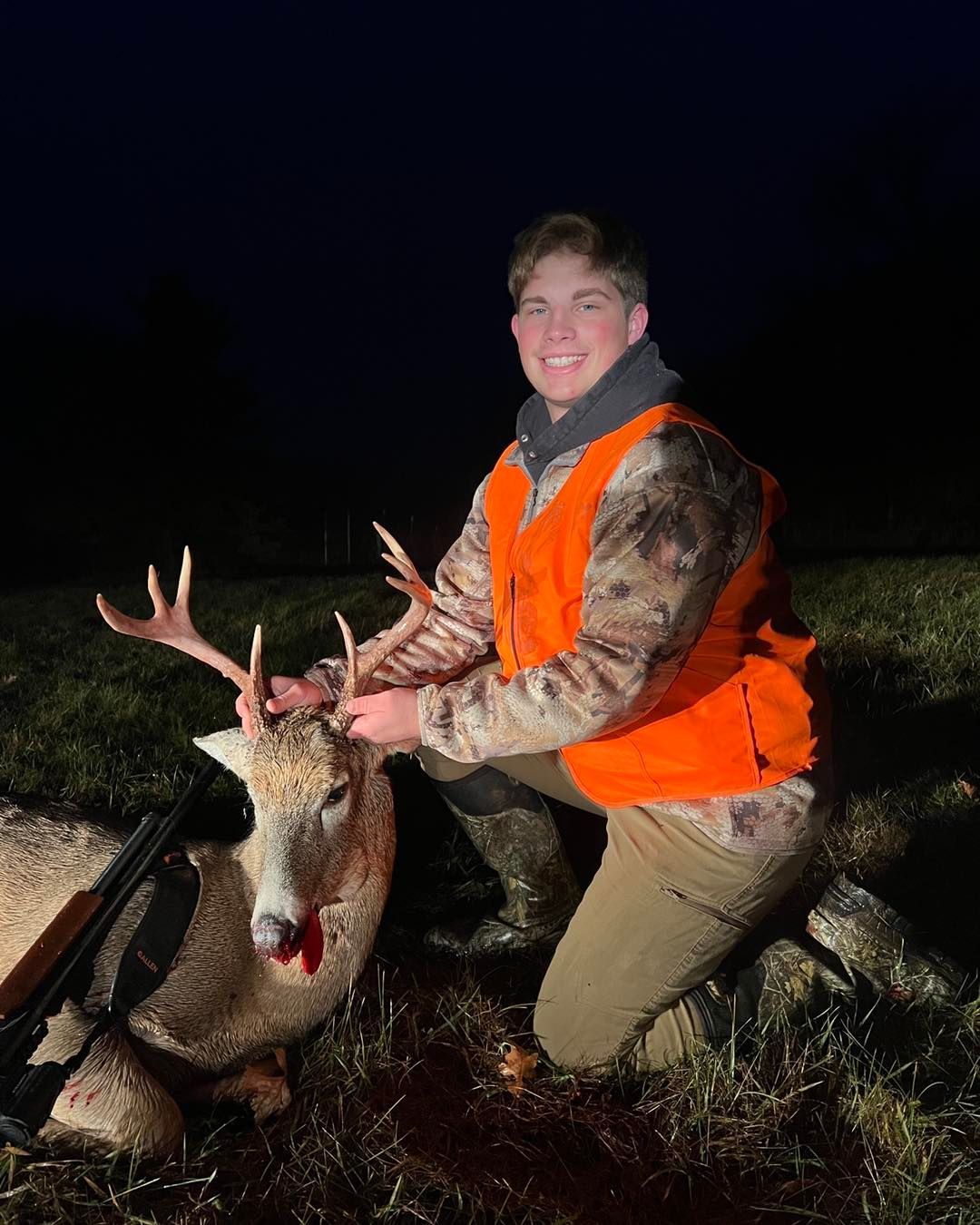 Big Bucks, Deer Hunting, Clover Mix, Brassica Mix, Buck Preorbital,  Soybeans for Food Plots, Food Plot Seed Mixes.