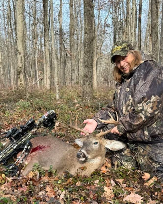 Big Bucks, Deer Hunting, Clover Mix, Brassica Mix, Buck Preorbital, Tarsal Glands, Mock Scrapes, Food Plot Seed Mixes.
