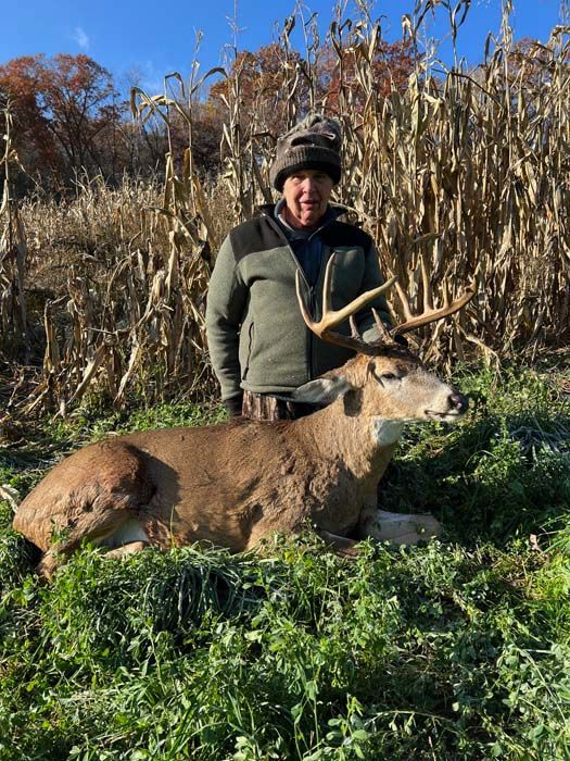 Big Bucks, Deer Behavior, Deer Hunting, Bow Hunting, Gun Hunting, Minnesota Hunting, Central Minnesota, Testimonial.