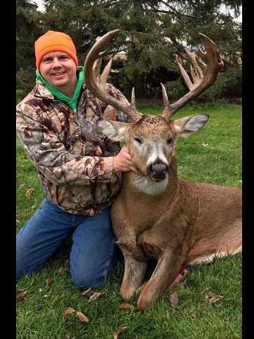 Deer Hunting, Minnesota Hunting, Clover Mix, Brassica Mix, Deer Mineral, Urine Scents, Glandular Scents, Rut, Big Bucks
