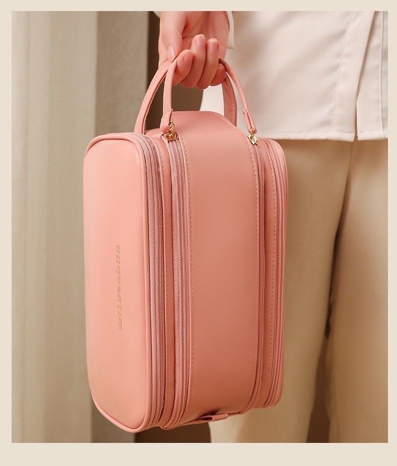 9900小工具｜3BOSSWU小商品｜雙拉鍊PU皮革大容量旅行化妝包｜28*16*14.5CM｜棕色/灰色｜$490